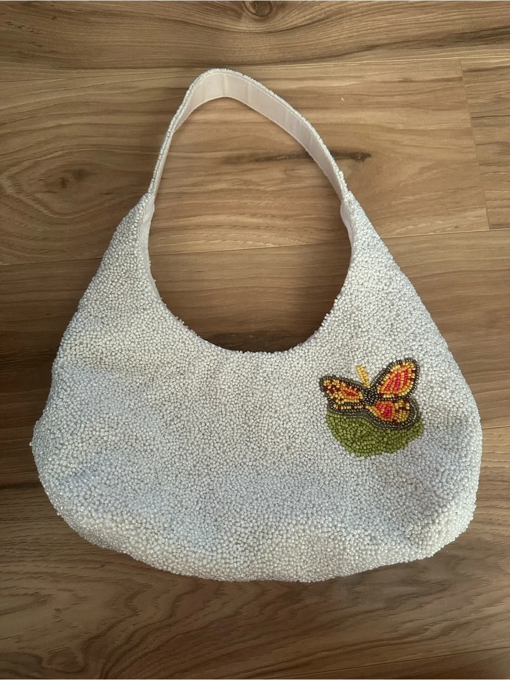 White Beaded 'Flower Truck' Embellished Shoulder Bag